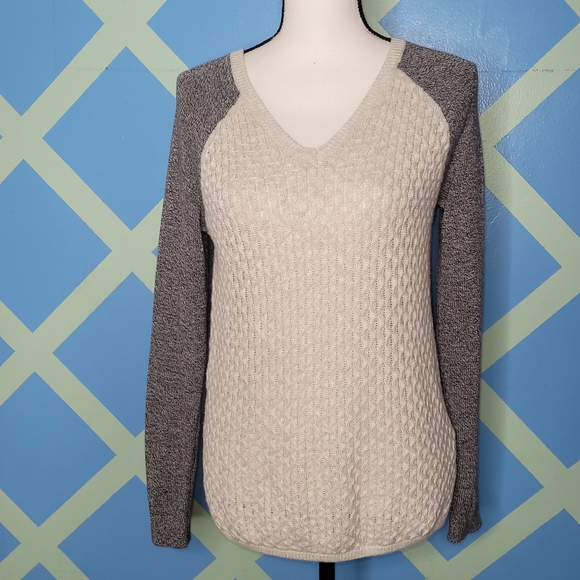 Banana Republic outlet knitted sweater - Picture 9 of 9